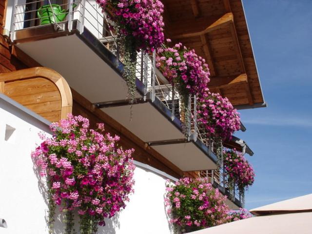 Garni Haus Valentin B&B Badia  Exterior foto